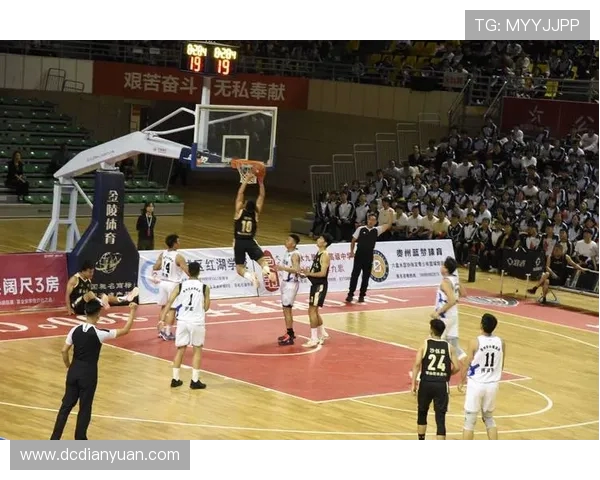 奋勇拼搏激情燃烧展现体育精神的国际赛事精彩瞬间 奋勇拼搏激情燃烧展现体育精神的国际赛事精彩瞬间