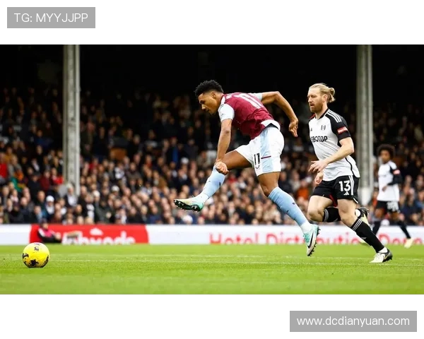 伯顿与富勒姆激战正酣谁能在这场较量中笑到最后 伯顿与富勒姆激战正酣谁能在这场较量中笑到最后