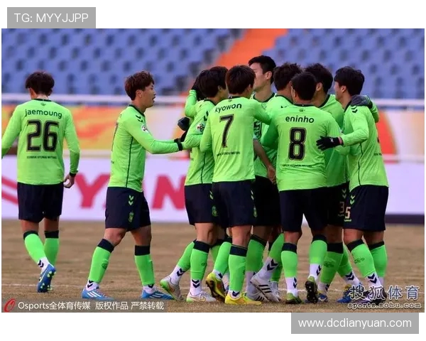 全北现代与铁队激战在即球迷期待精彩对决与精彩瞬间